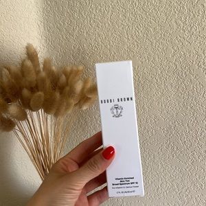 NEW IN BOX Bobbi Brown Vitamin Enriched Skin Tint SPF15 shade RICH